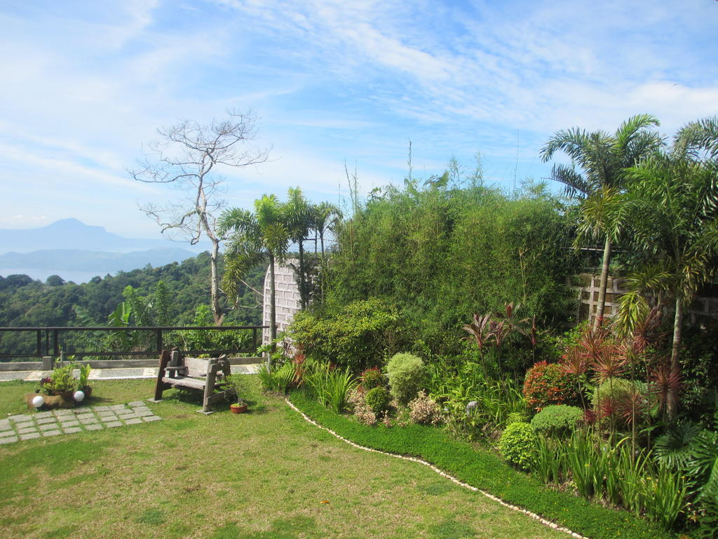 The Theodore Hotel Tagaytay City Екстериор снимка