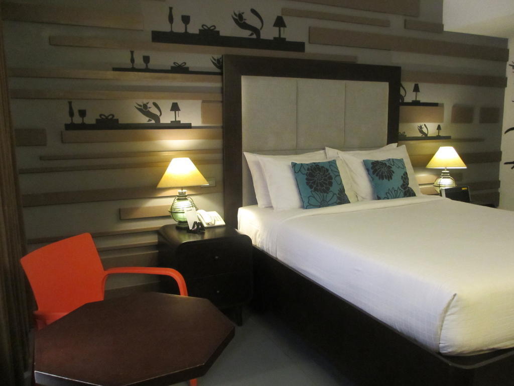 The Theodore Hotel Tagaytay City Екстериор снимка