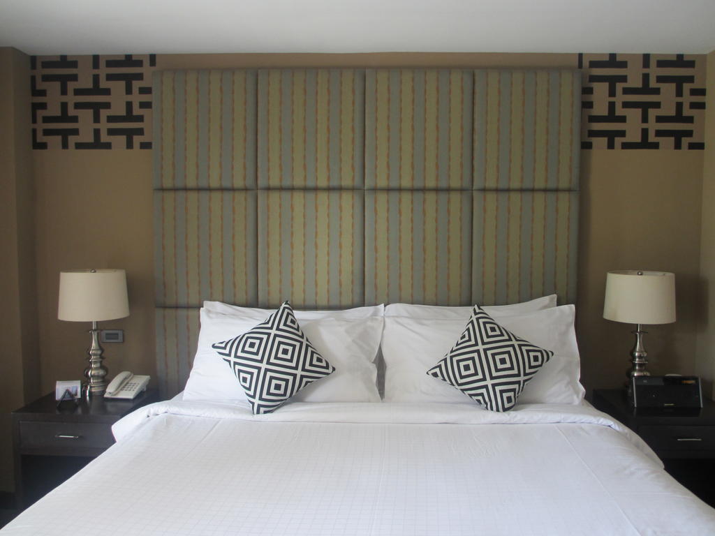 The Theodore Hotel Tagaytay City Екстериор снимка