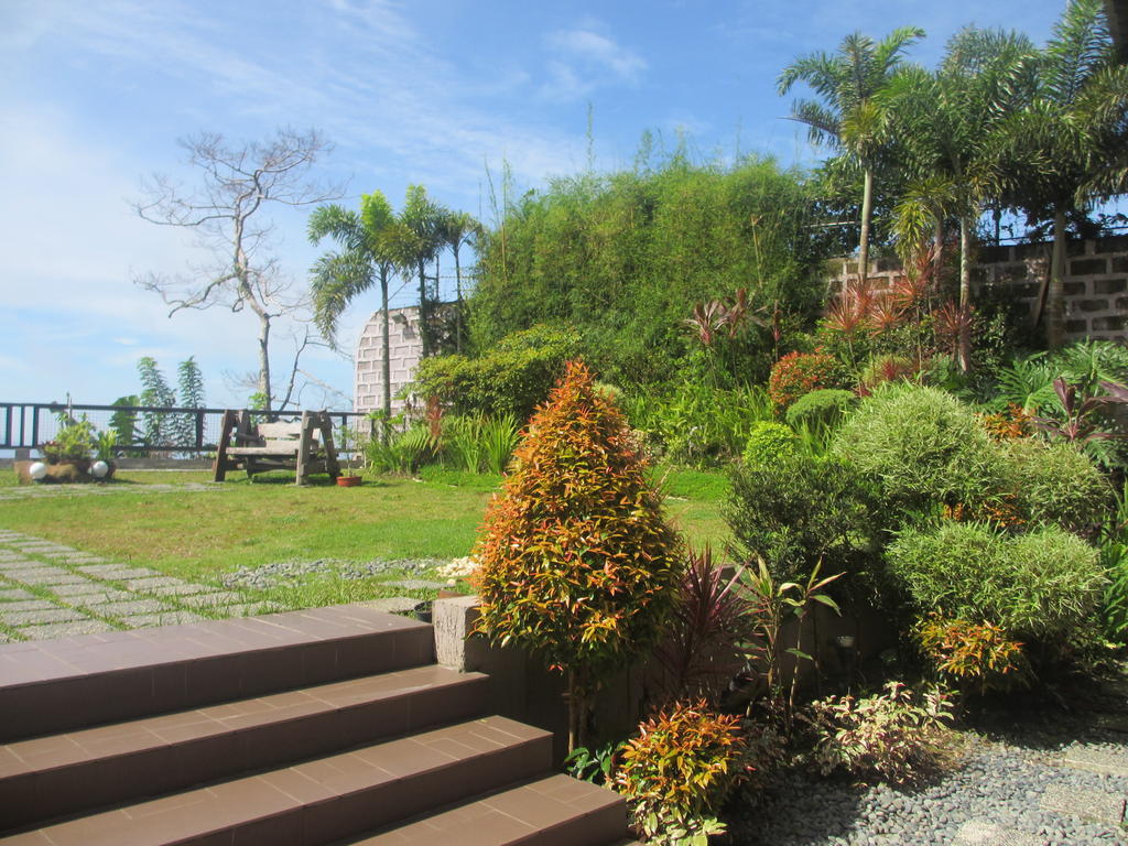 The Theodore Hotel Tagaytay City Екстериор снимка