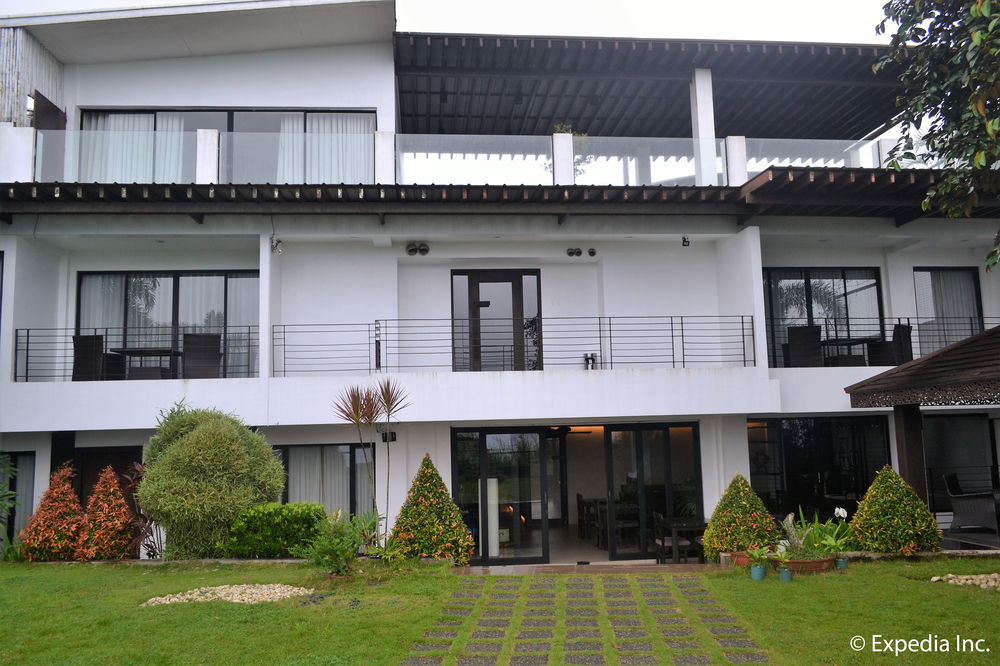 The Theodore Hotel Tagaytay City Екстериор снимка