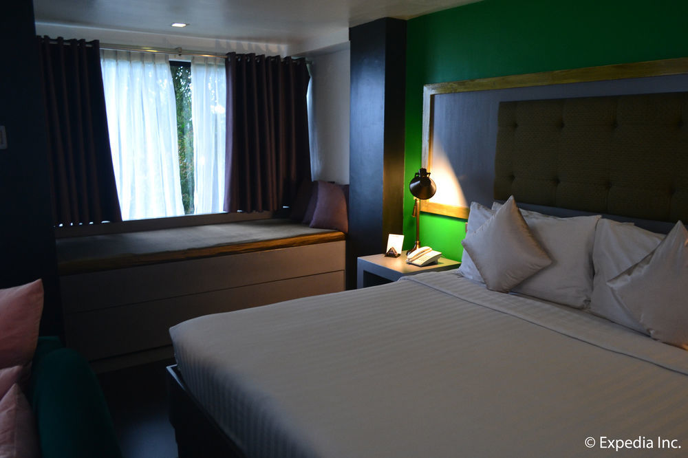 The Theodore Hotel Tagaytay City Екстериор снимка